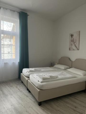 Hotel Lübecker Hof 2*