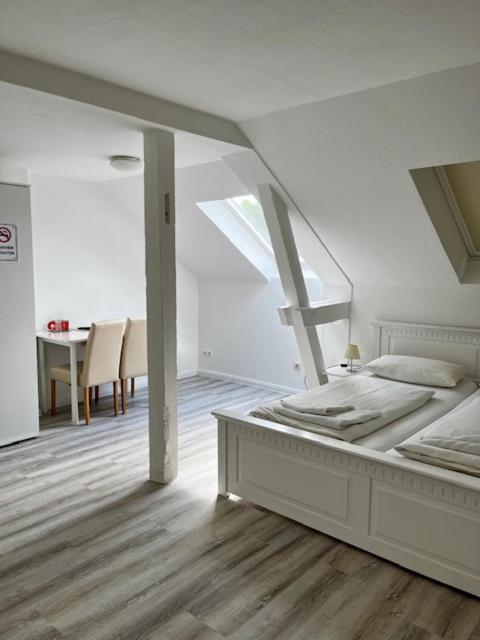 Hotel Lübecker Hof 2*